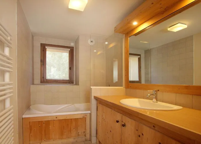 Bel Spacieux 6 A 8 Personnes Au Pied Des Pistes Apartment *